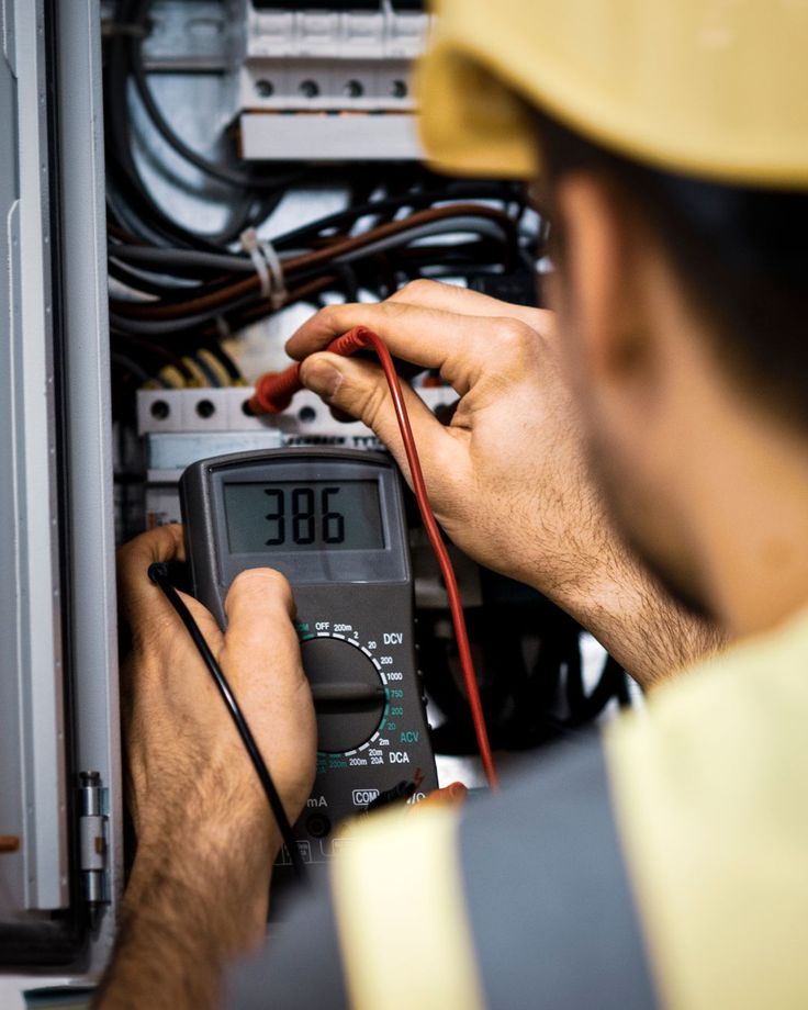 Electrical showcase 4